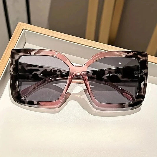 🍒Large frame sunglasses womens unisex fashion shades square versatile contrasting colour simple uv400 protection glasses trendy shades for women Look Cool Square