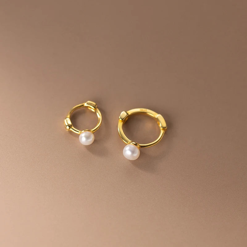 🍒925 Sterling silver fashion earrings pearl huggies natural pearl hoop earrings for women daughter wedding jewellery simple style Get This Gift Got