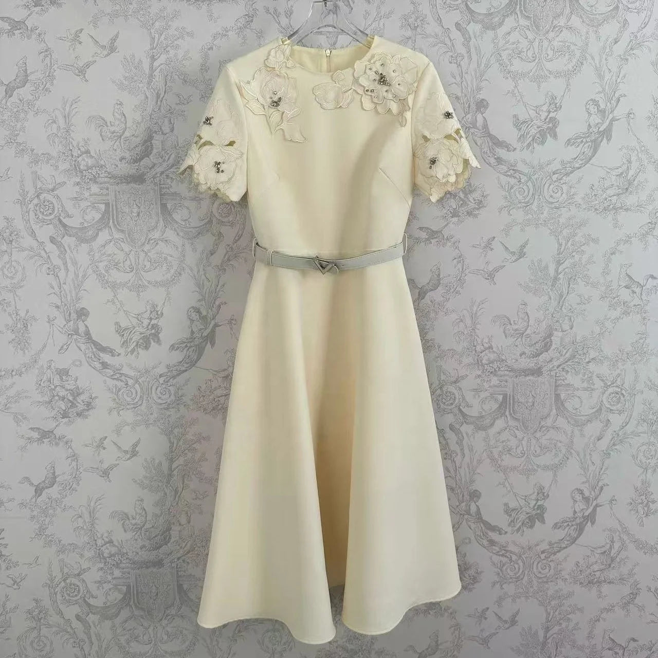 🍒Short sleeve vintage dress short sleeve midi hand-made lace hollow diamond summer outfit a-line womens fashion wear Line Up For As or you wil B disapointed