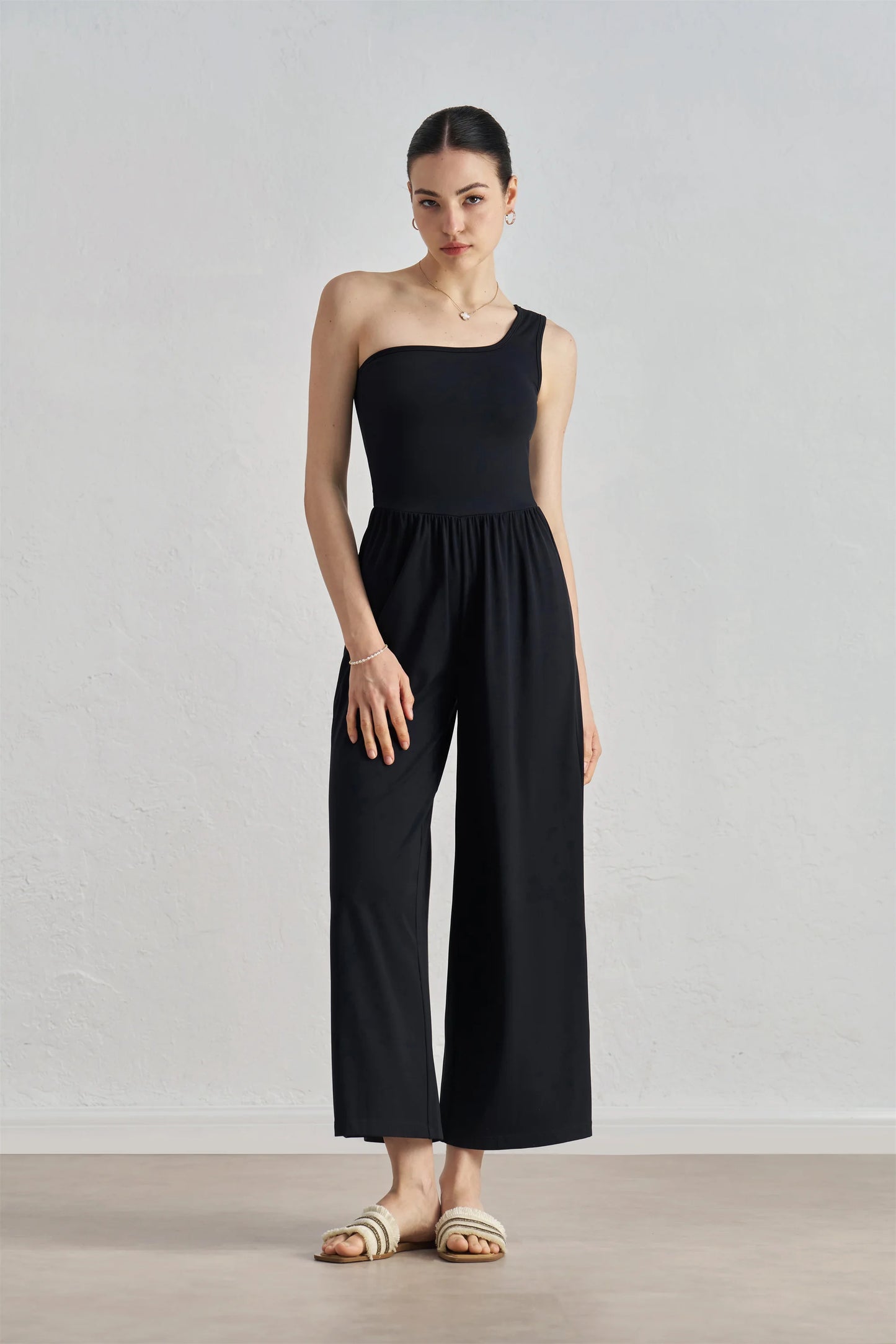 🍒Fashion design one shoulder Jumpsuit with cropped trousers  women stylish bodysuit backless fashion design clothing Get Jump-Suited For Sun