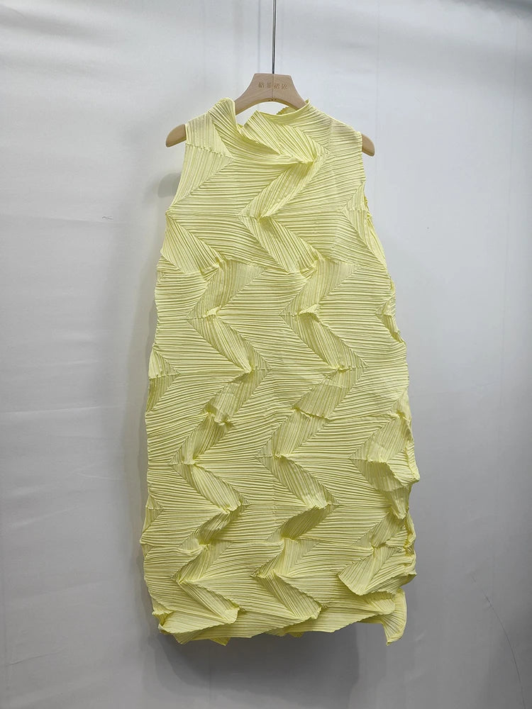 🍒Sleeveless pleated dress for women turtleneck outfit single colour solid fashion smart casual women party wear occasion clothing style 3D fold designer dresses Fashion A Fold