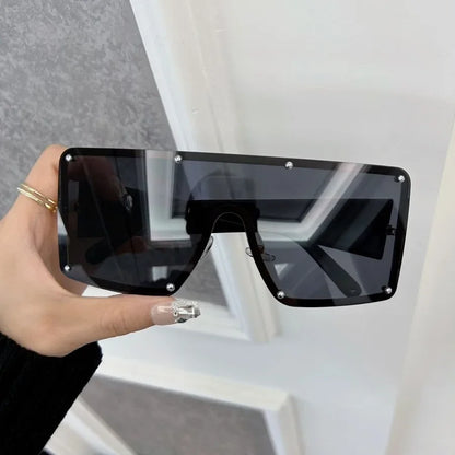 🍒Womens square sunglasses retro black sun lasses female eyewear cool shades uv400 high protection Square Flair