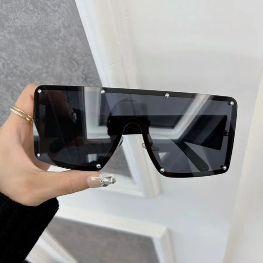 🍒Womens square sunglasses retro black sun lasses female eyewear cool shades uv400 high protection Square Flair