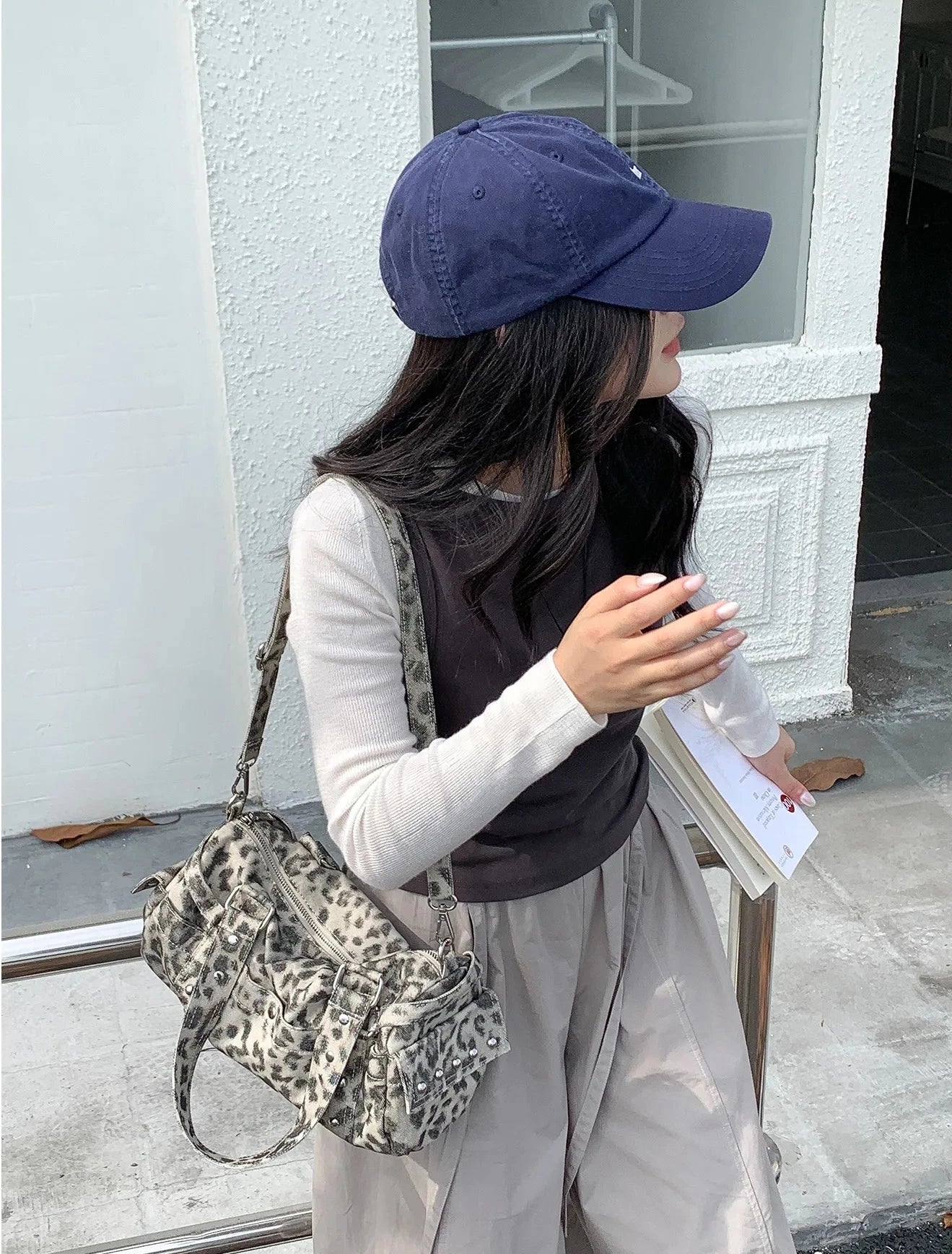 🍒Vintage leopard handbag rivet bag motorcycle barrel shaped crossbody bag boston casual female shoulder fashion totes  Jump On This Animal Its Barrels Of Fun