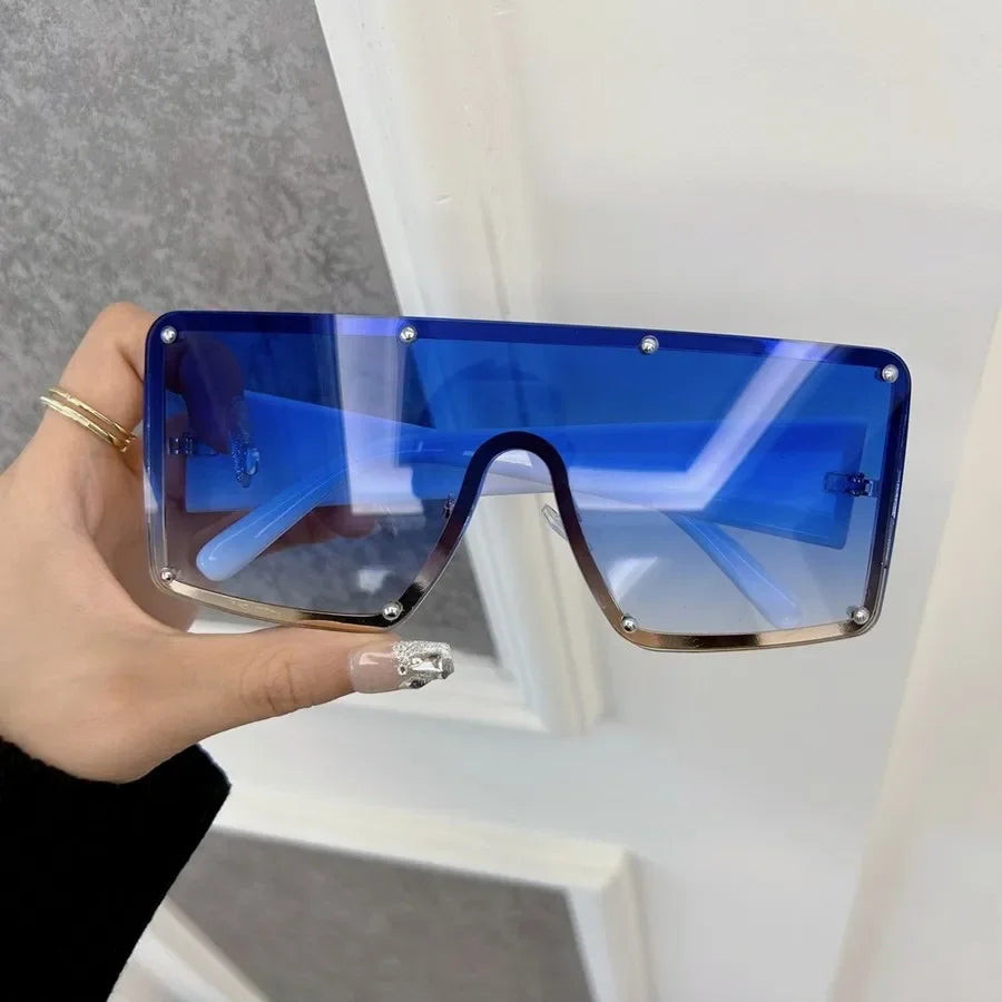 🍒Womens square sunglasses retro black sun lasses female eyewear cool shades uv400 high protection Square Flair