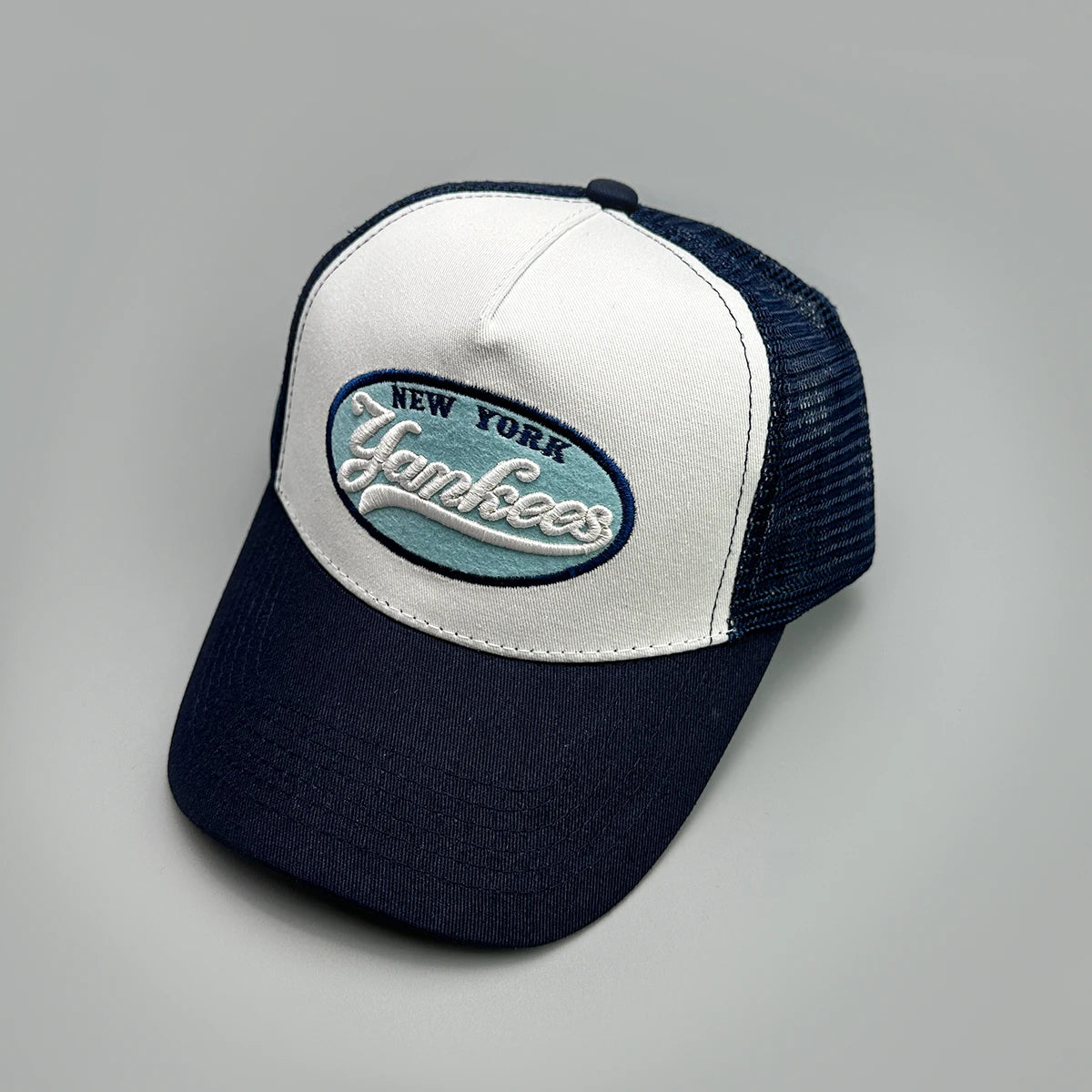 🍒Embroidered baseball caps fresh fruit and wording motif baseball hats unisex fashion colour block trucker caps sunshade casual breathable versatile accessories