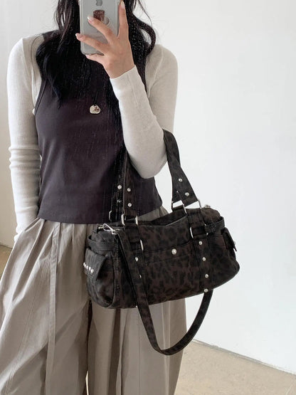 🍒Vintage leopard handbag rivet bag motorcycle barrel shaped crossbody bag boston casual female shoulder fashion totes  Jump On This Animal Its Barrels Of Fun