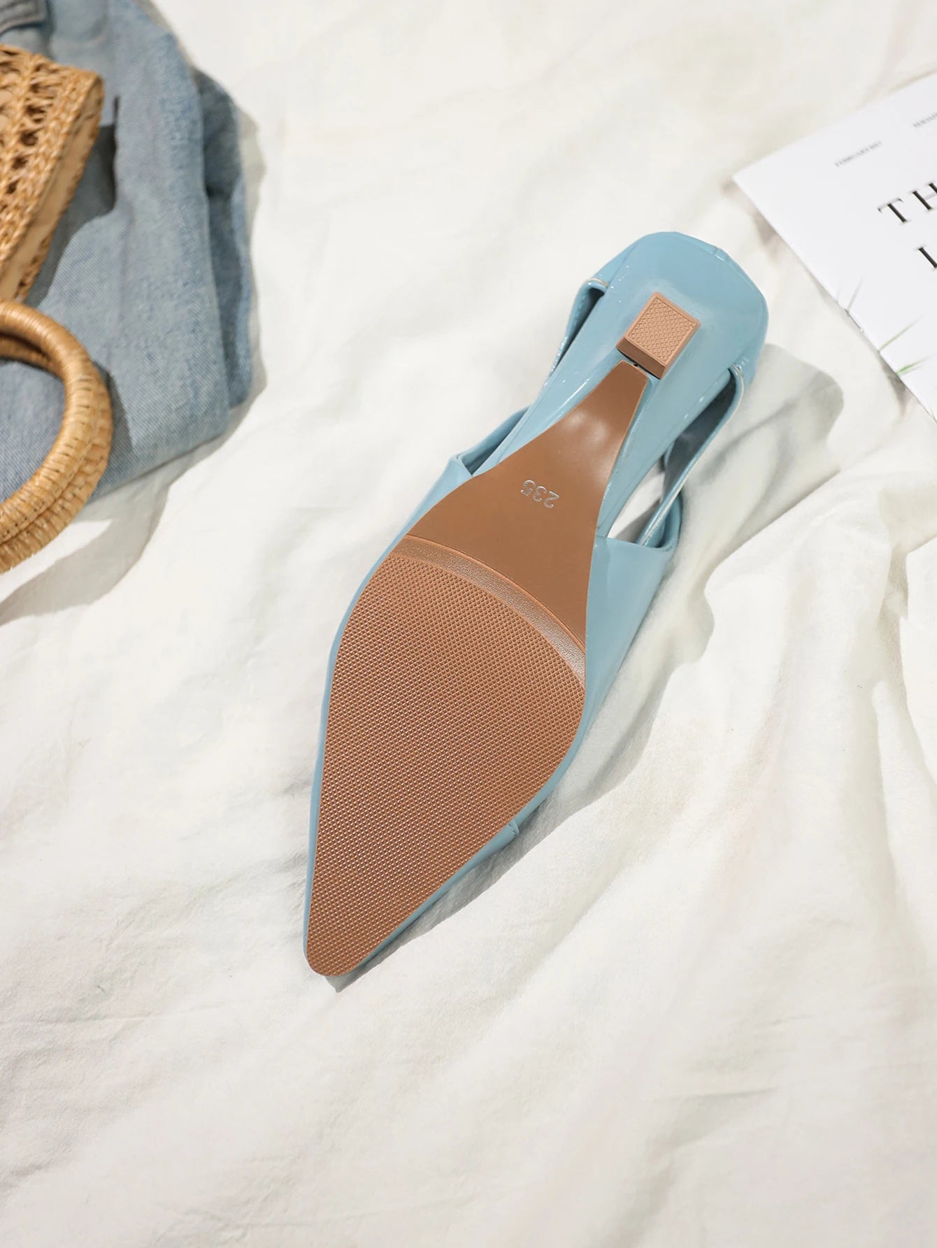 🍒Comfy shoes for women fashion footwear blue low heels elegant pointed toe pump shoes high quality kitten heels Point Your Attention To These Cuties