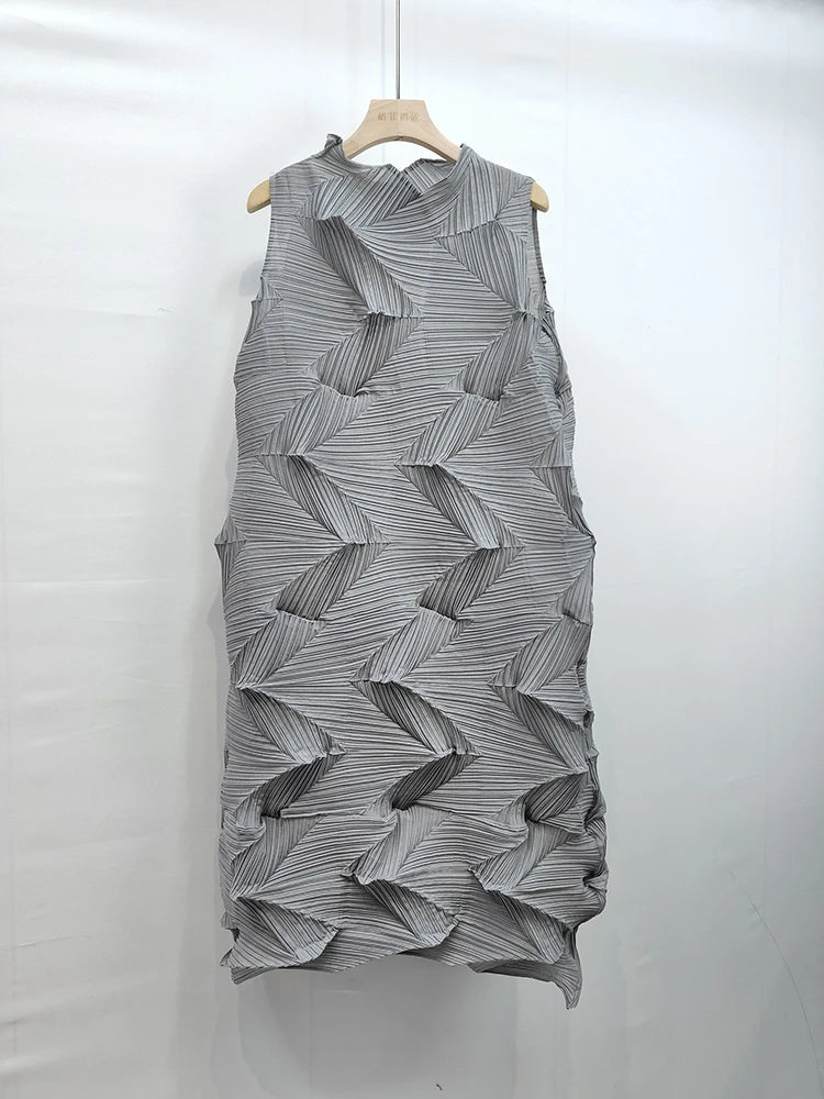 🍒Sleeveless pleated dress for women turtleneck outfit single colour solid fashion smart casual women party wear occasion clothing style 3D fold designer dresses Fashion A Fold