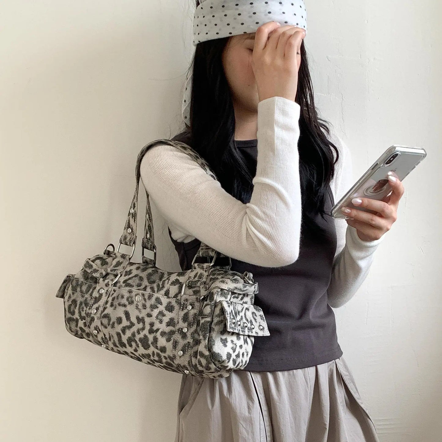 🍒Vintage leopard handbag rivet bag motorcycle barrel shaped crossbody bag boston casual female shoulder fashion totes  Jump On This Animal Its Barrels Of Fun