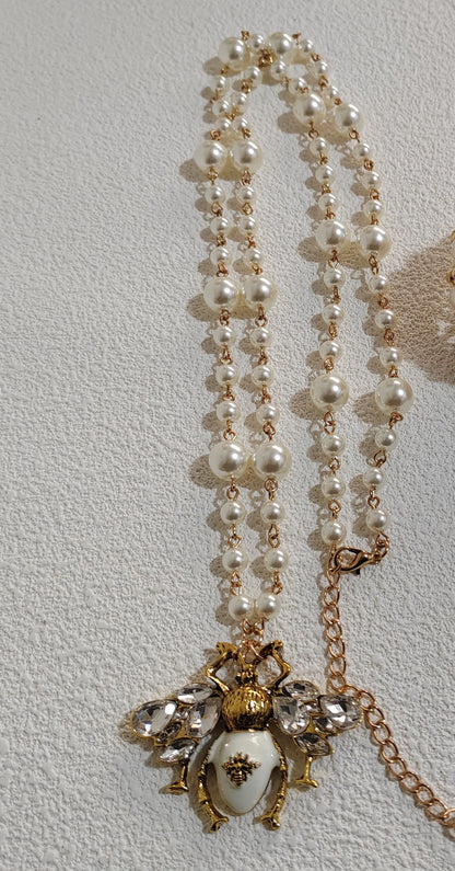 🍒Elastic pearl bracelet women's adjustable crystal bee bracelet  bangle party jewellery for occasions gift smart casual accessories Nice To Bee ' Wear