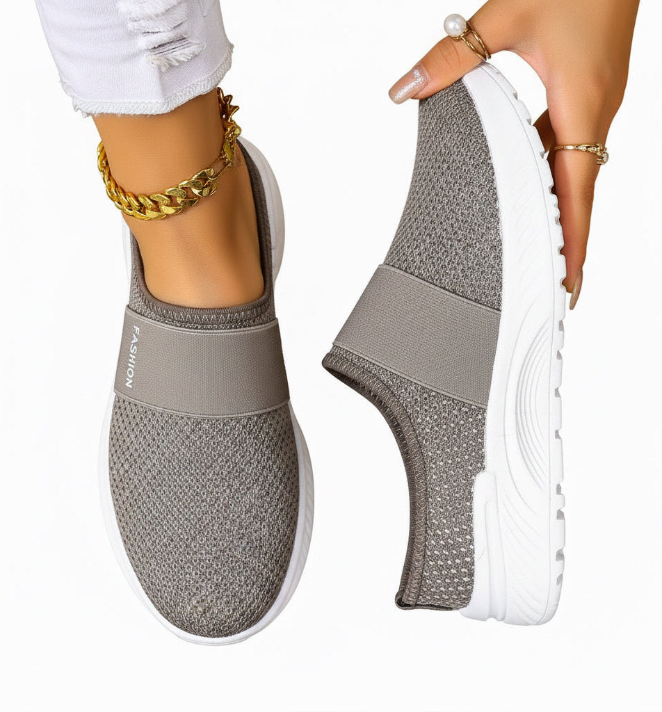 🍒Women slip on casual shoes mesh footwear breathable summer holiday footwear beach slides rubber sole Mules  Move Into Mesh Movers